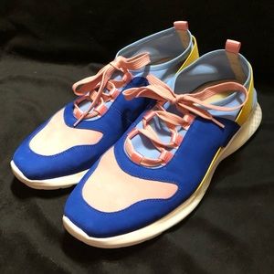 Vaneli Arcis Women’s Sneaker